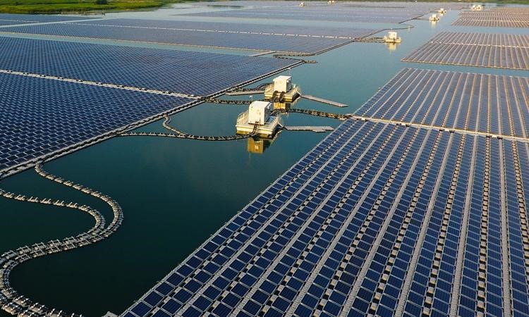 Protecting and Enhancing Natural Ecosystems with Sungrow's Floating Solar Technology